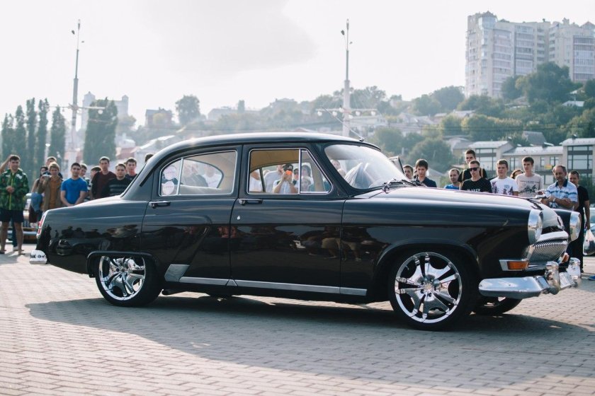 Тюнинговая ГАЗ 21