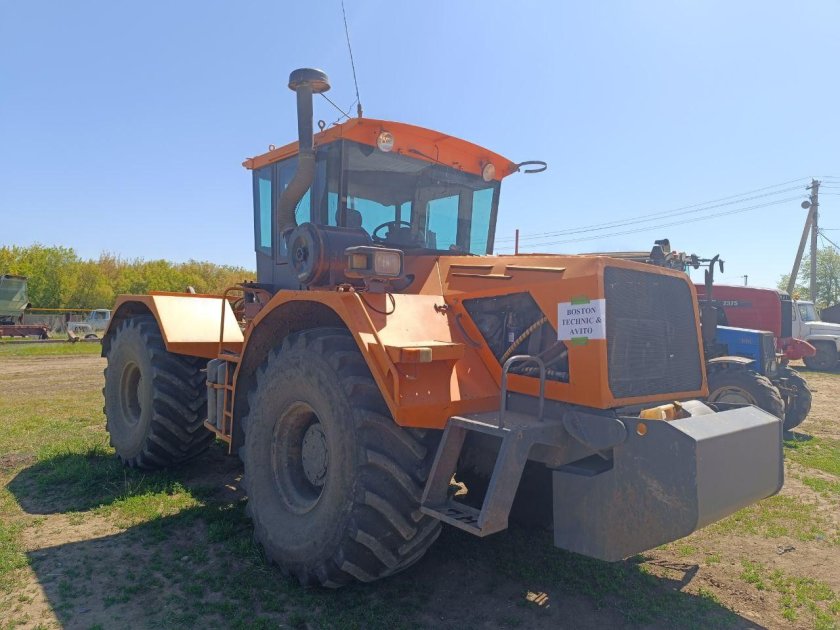 Трактор кировец к 700