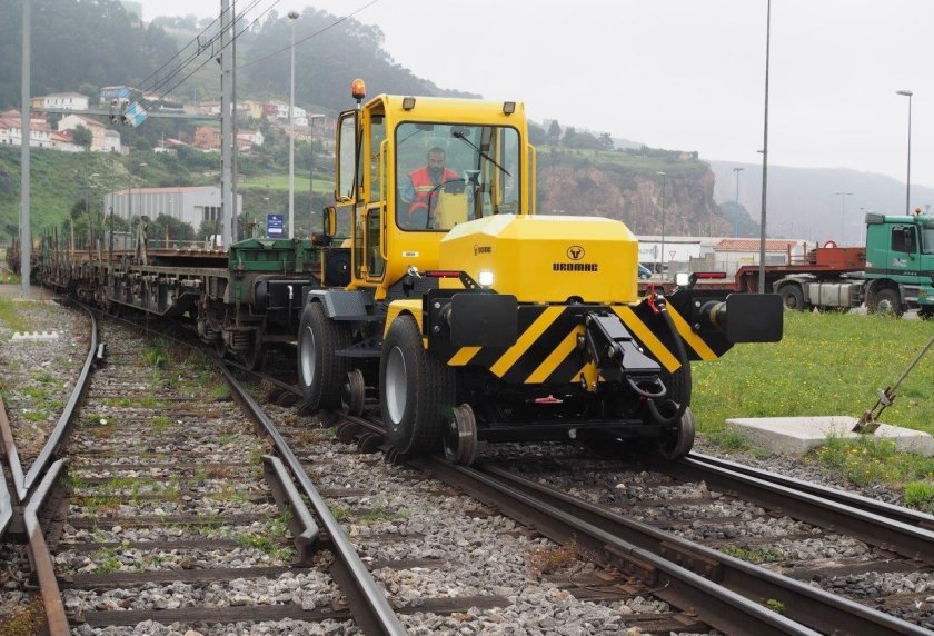 Маневровый мотовоз Retrac-2000