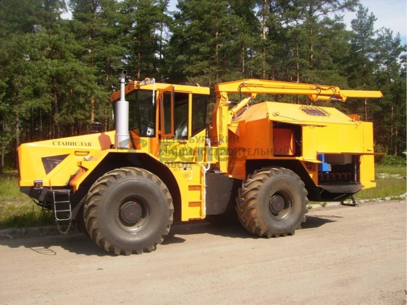 Кировец к-703м