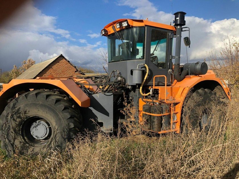 Трактор кировец к 704