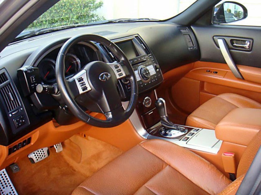 Infiniti fx35 салон