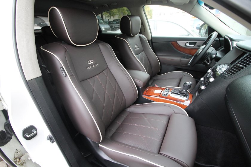 Сидения Инфинити fx37.