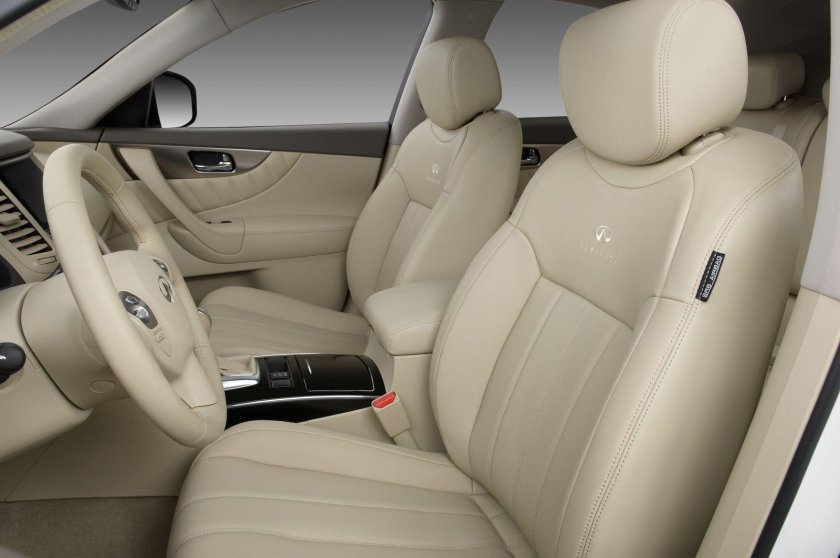 Инфинити fx35 бежевый салон