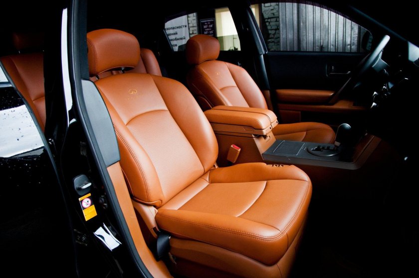 Инфинити fx35 салон