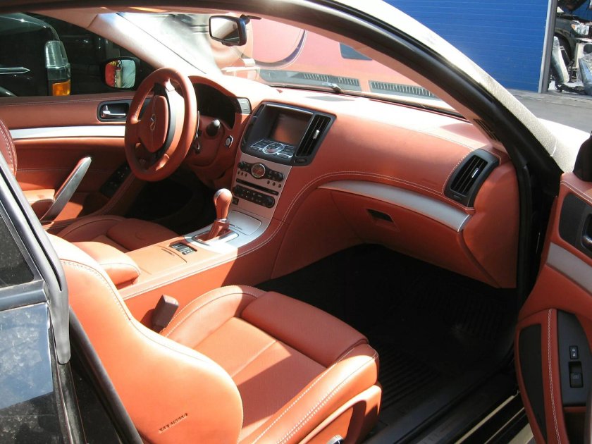 Инфинити fx35 салон