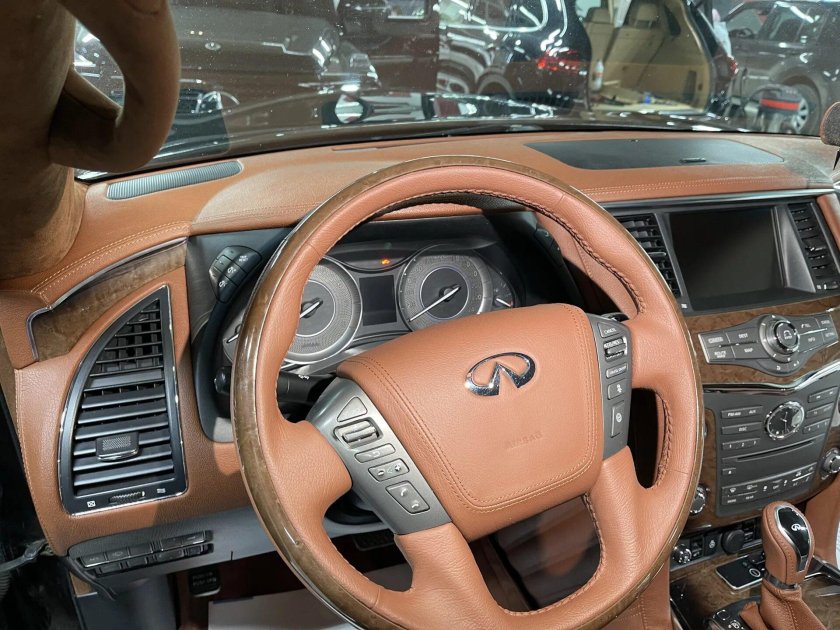 Infiniti qx80 салон