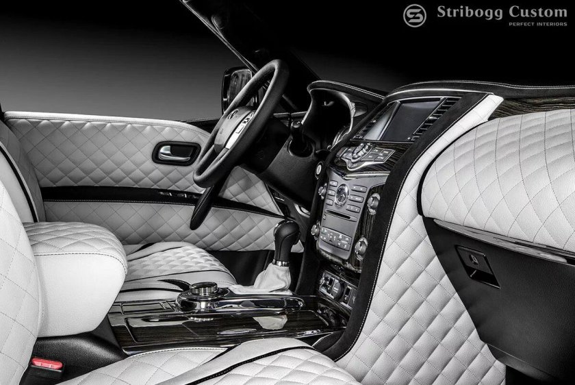 Инфинити qx80 белый салон