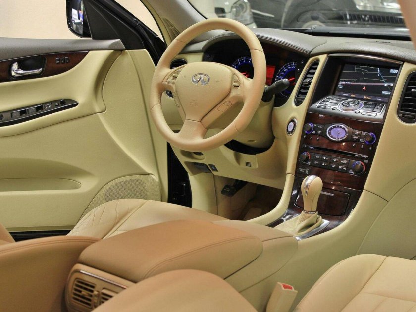 Инфинити ех35 салон