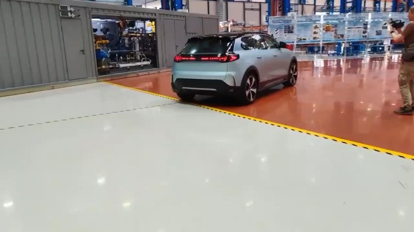 Электрокроссовера e-Neva