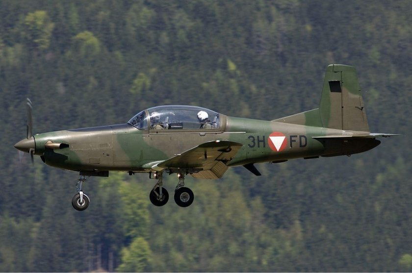 Pilatus PC-7