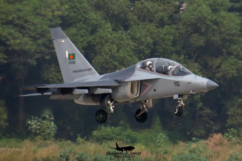 Як 130 Бангладеш
