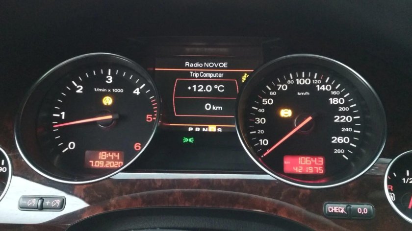 Е65 отключается спидометр и руль