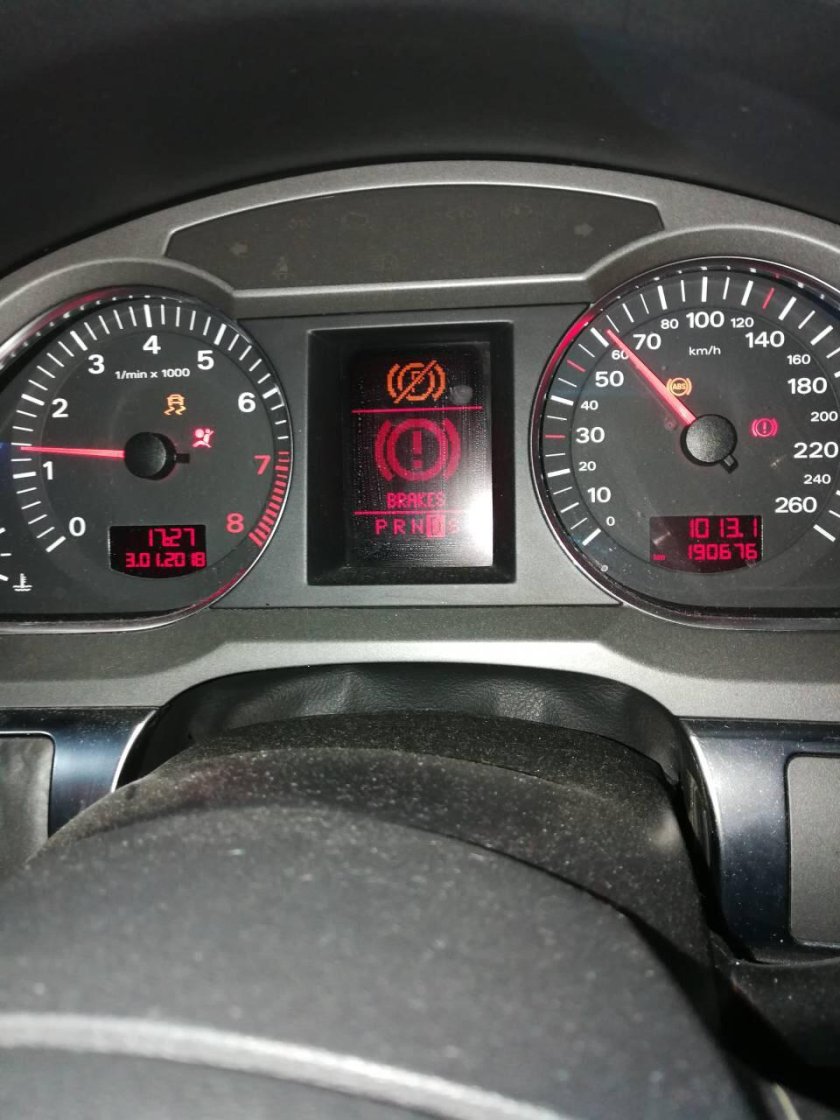 Audi a6 c6 приборная панель