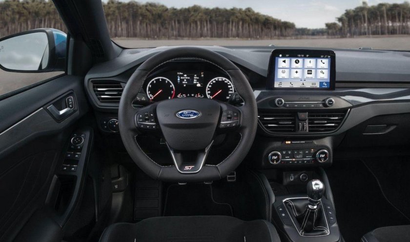 Ford Focus St 2020 салон