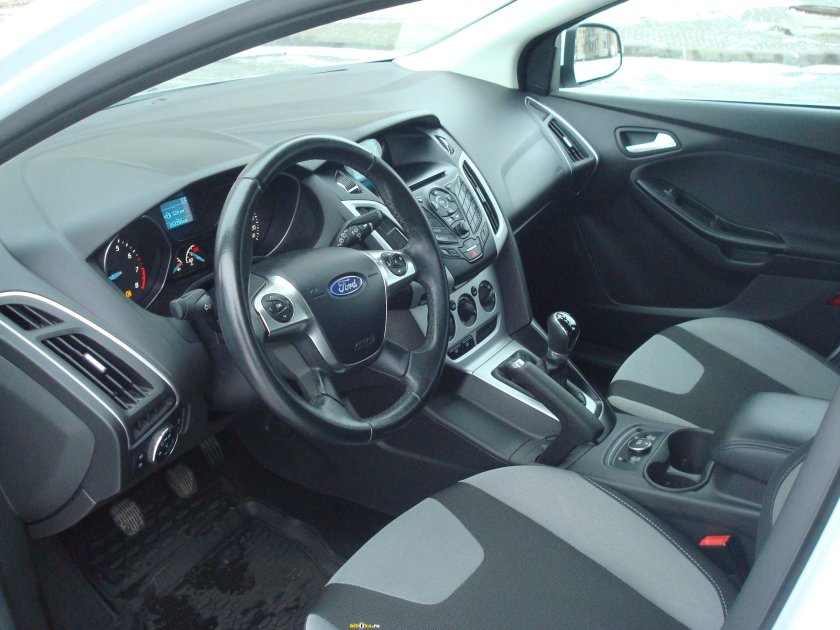 Ford Focus 3 хэтчбек салон