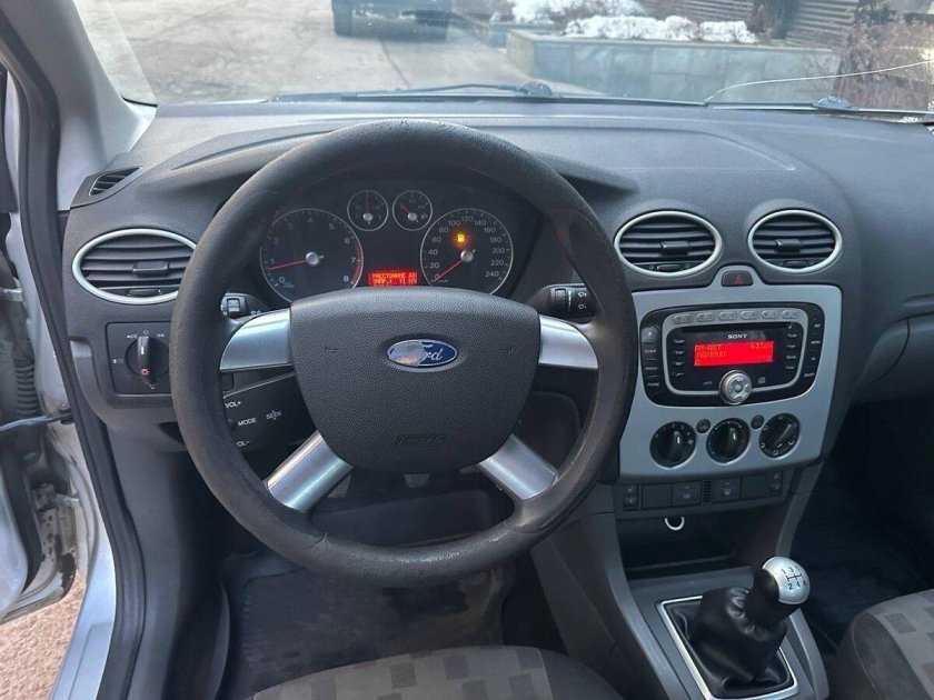 Форд фокус 2 комплектация чиа 2005