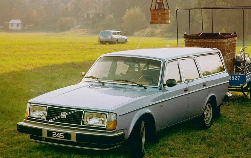 Старая вольво универсал