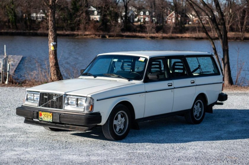 Volvo 240 gl