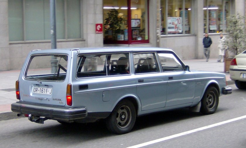 Вольво 240 универсал