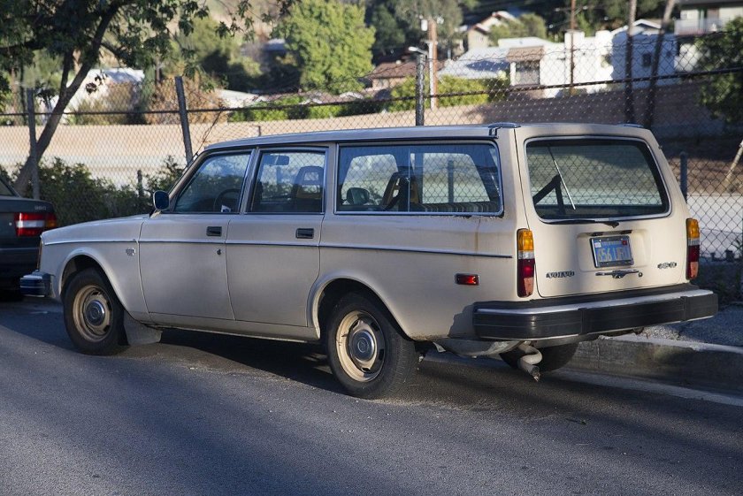 Volvo 245 DL