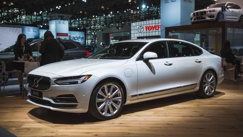 Volvo седан s90