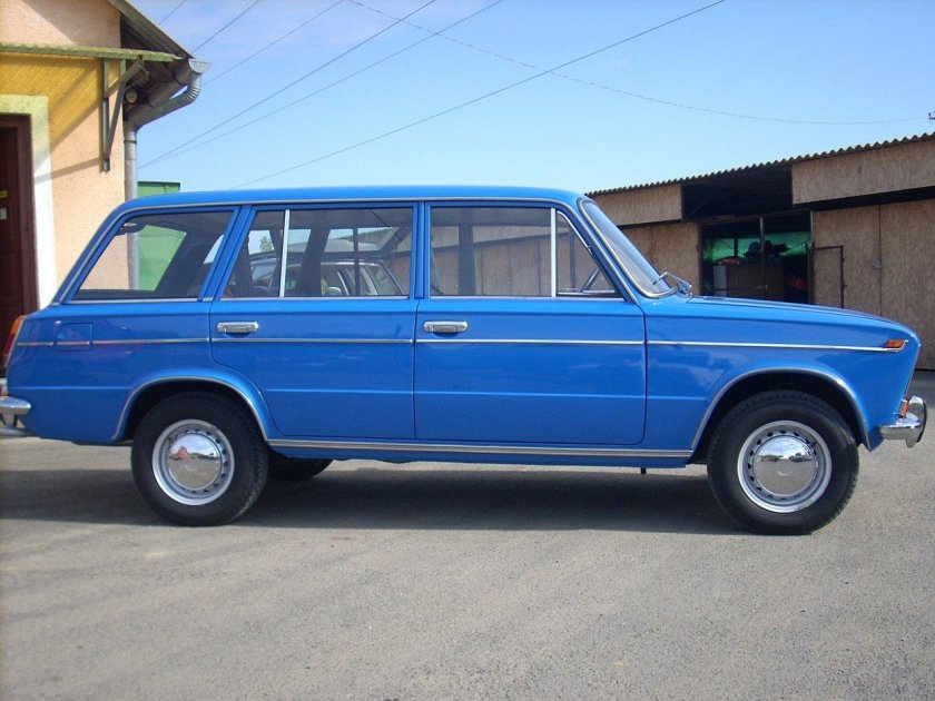 ВАЗ 2103 универсал