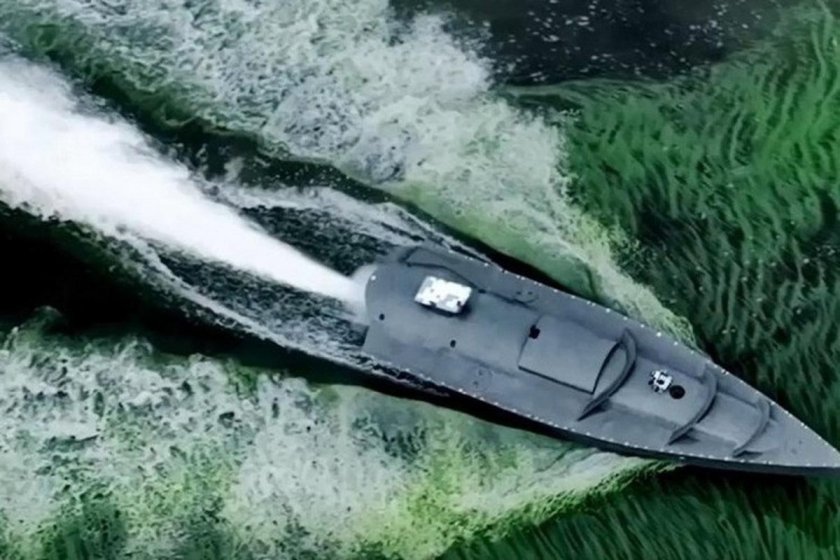 Беспилотный катер камикадзе