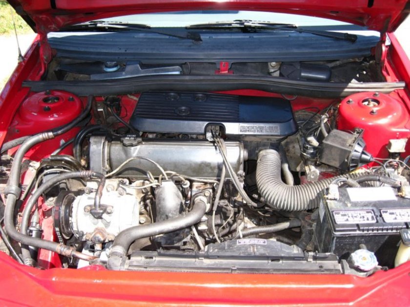 Plymouth Sundance 1990