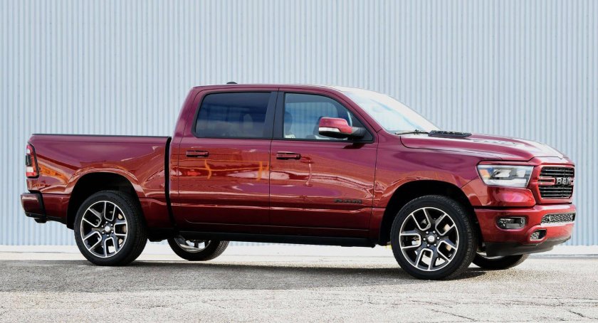 Додж Рэм 1500