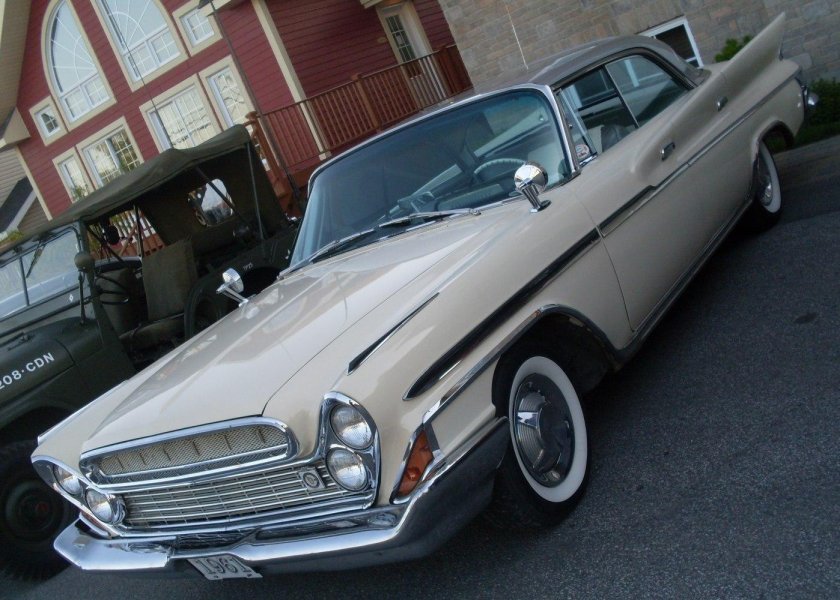 DESOTO Adventurer 1961