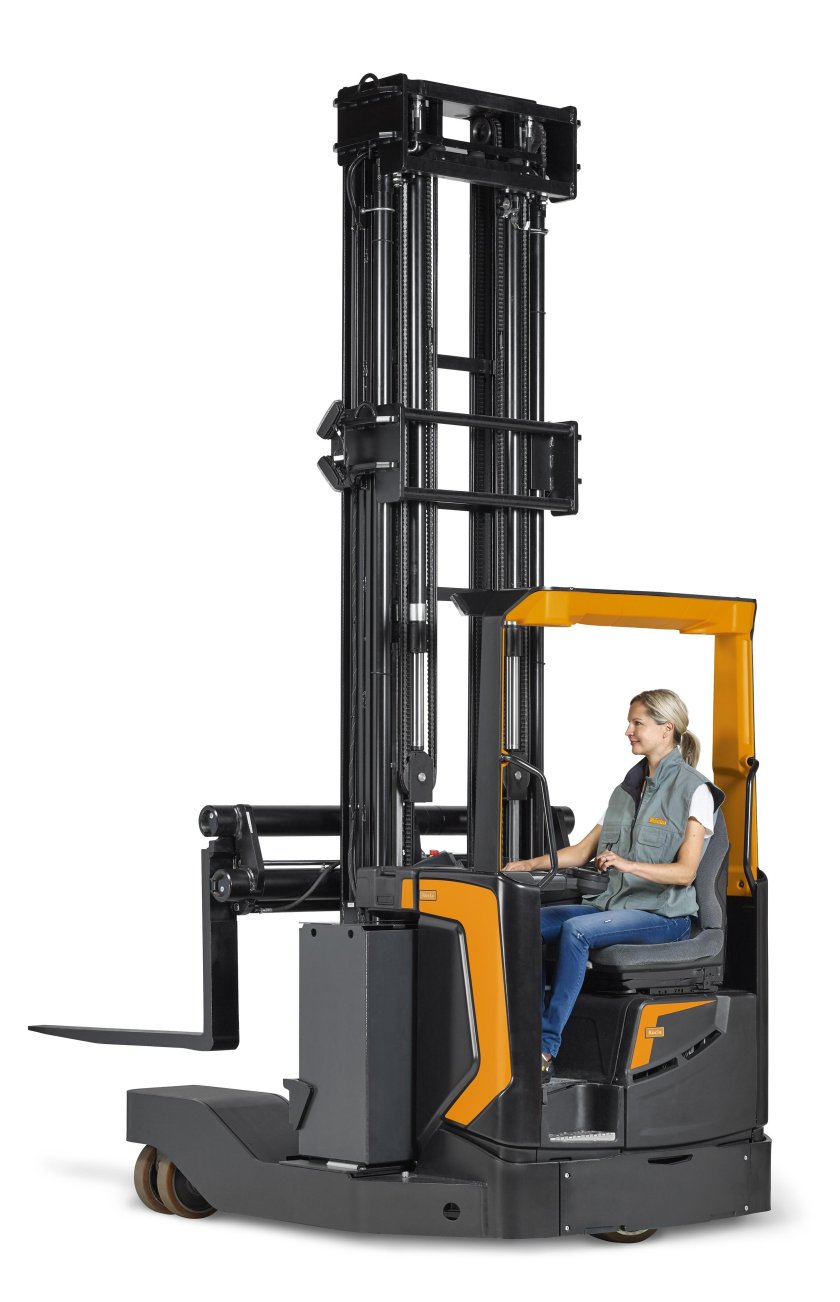 Штабелер вилочный BT spe200