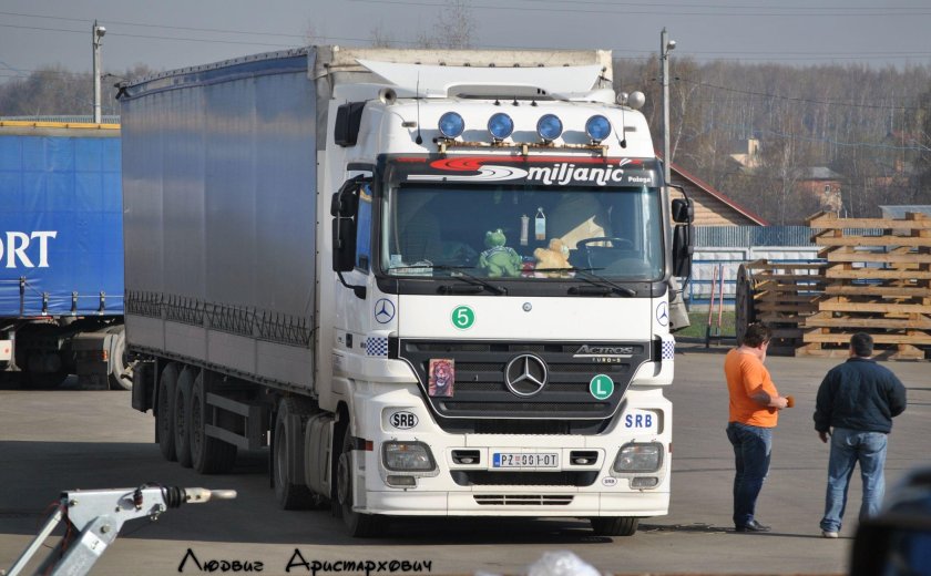 Мерседес бенц актрос 3