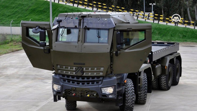 Бронегрузовик 8х8