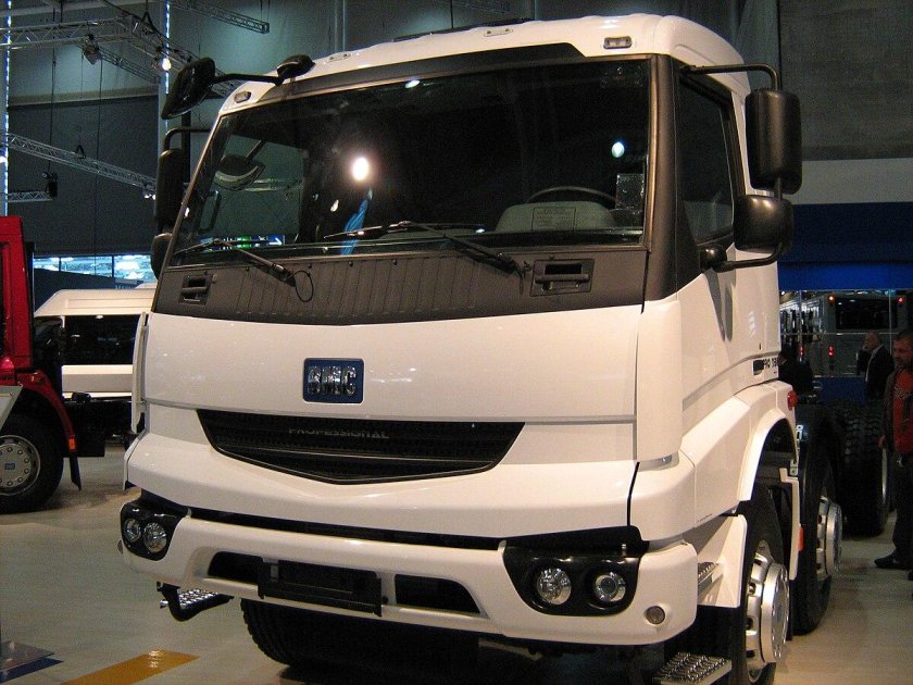 Тягач BMC Tugra 1846