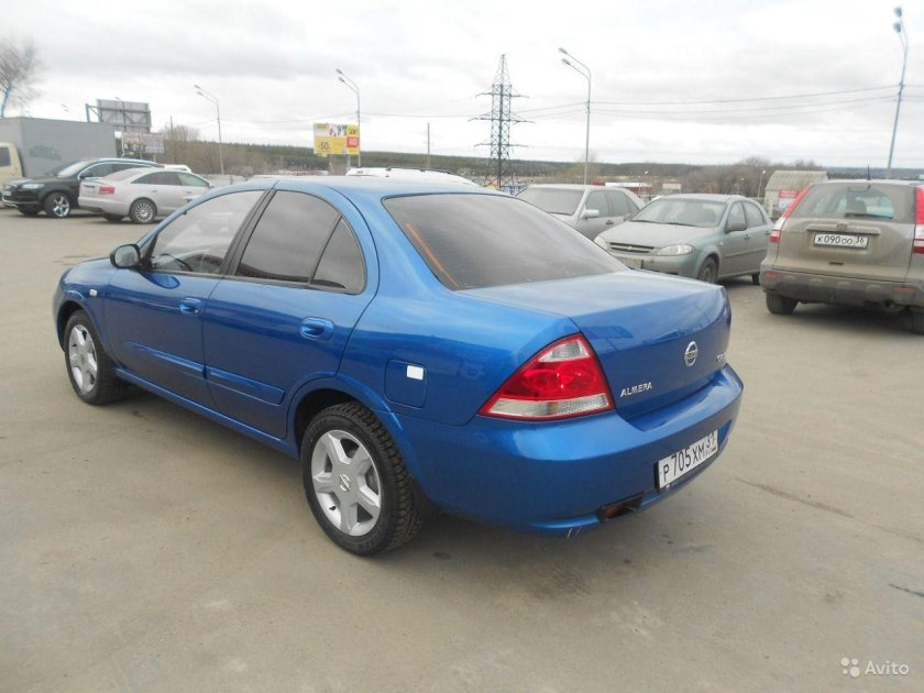 Nissan almera 2008