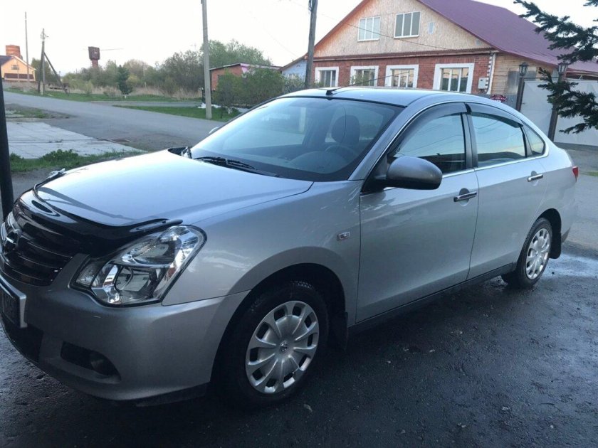 Ниссан Альмера g15 серебристый