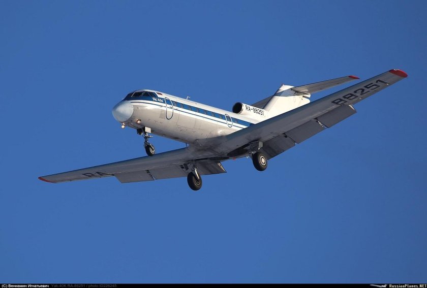 Як-40 пассажирский