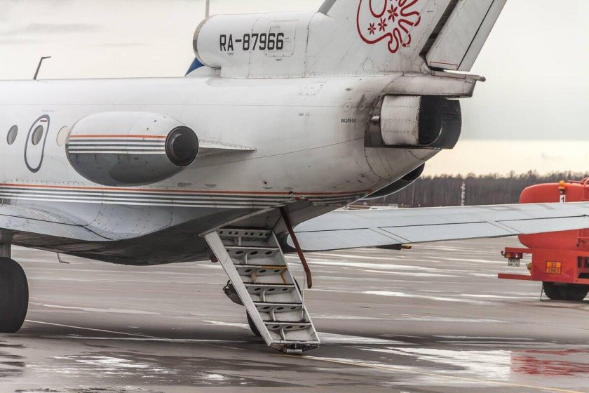 Як 40 трап сзади