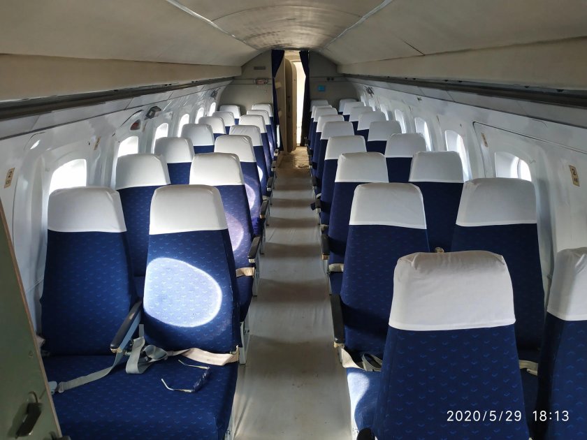 Як-40 пассажирский самолёт салон