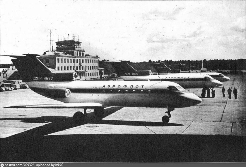 Як-40 пассажирский