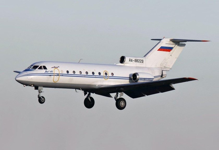 Yakovlev Yak-40