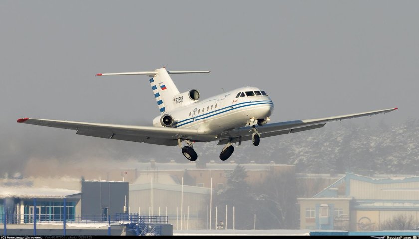 Як 40 КБ Яковлева