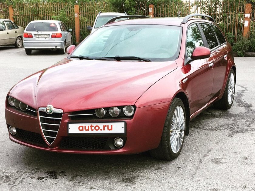Alfa Romeo 159 2005