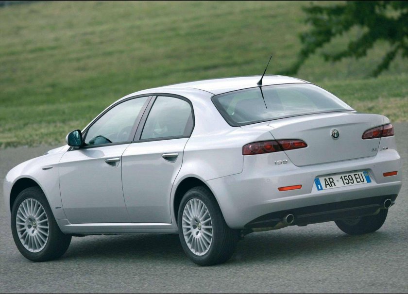 Alfa Romeo 159 2005