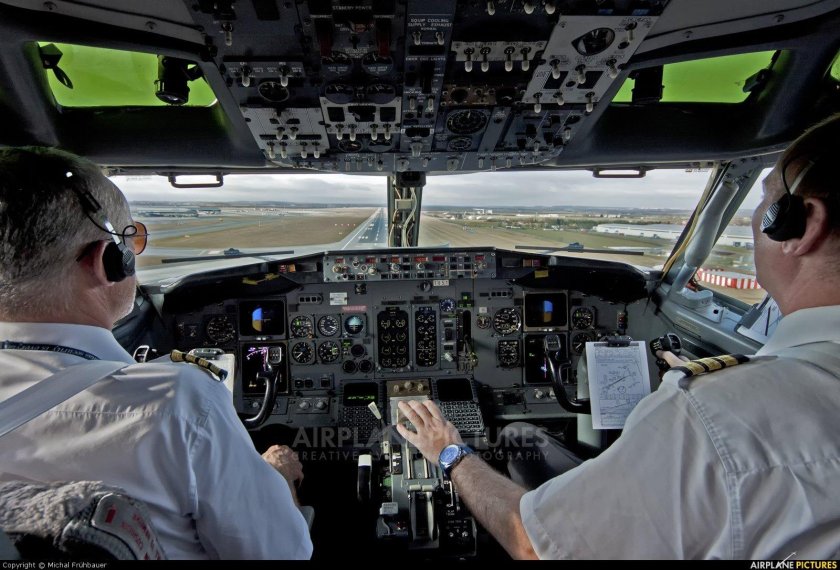 737-500 Кабина