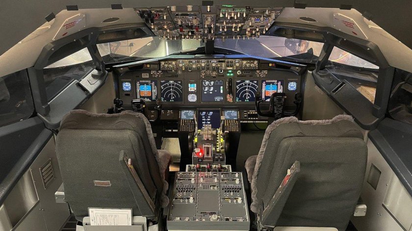 Кабина пилота боинг 737