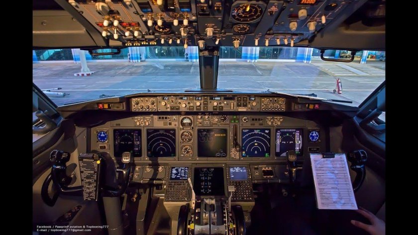 Кабина Боинг 737-800