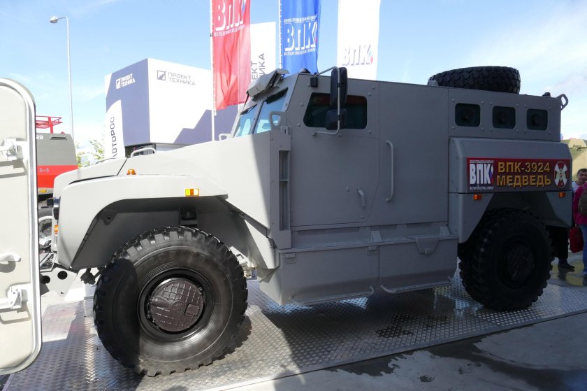 Бронеавтомобиль ВПК-3924 СПМ-3 медведь