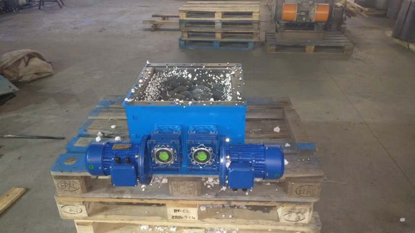 Измельчитель комков дк-400